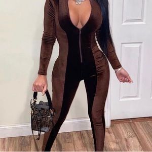 Chocolate Dream Velvet Jumpsuit - Brown
Size: M